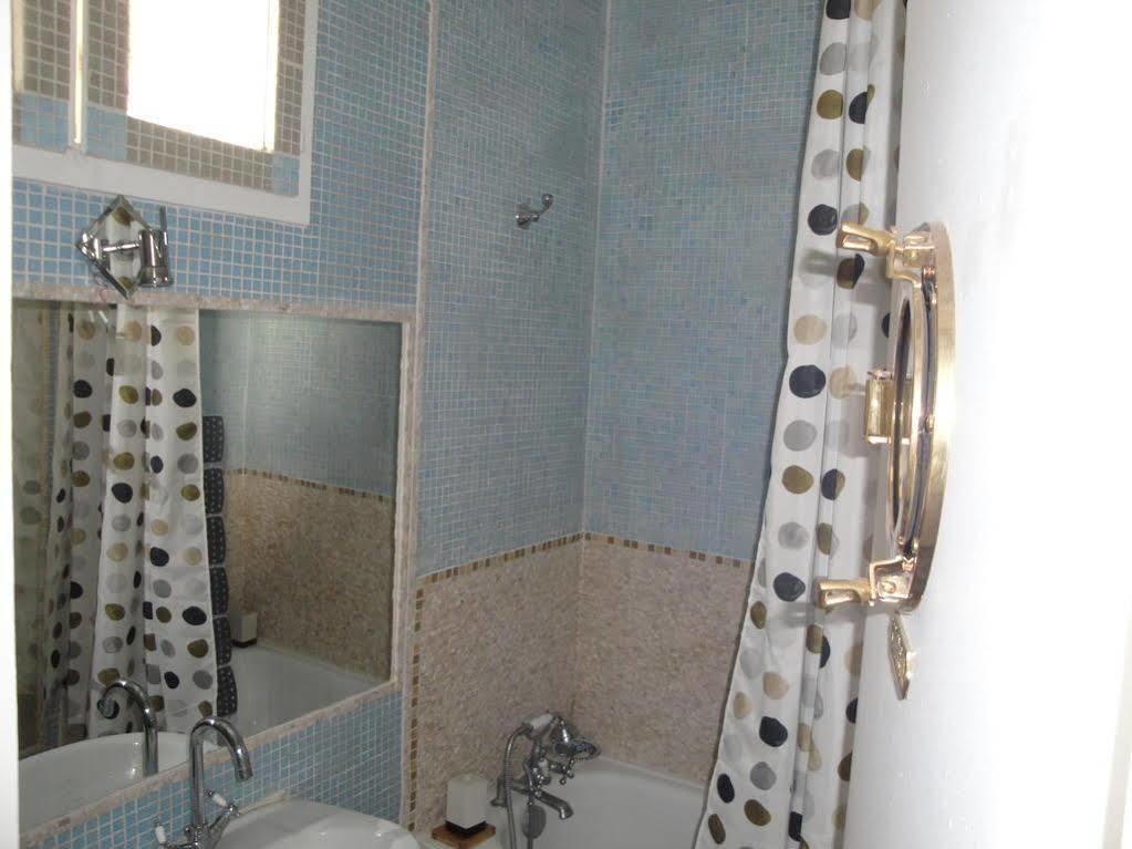 Almeria Garden Apartment Париж Екстер'єр фото